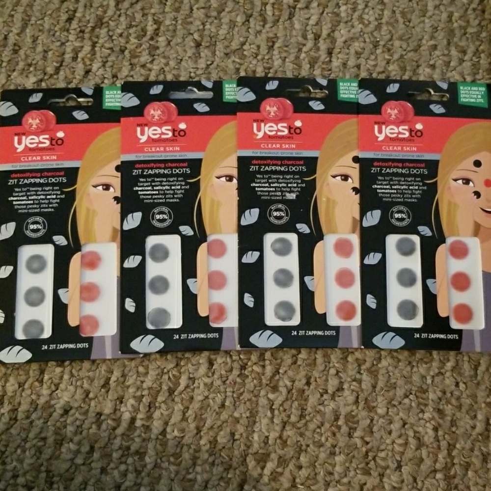 Yes to tomatoes zit zapping dots lot of 4 packs